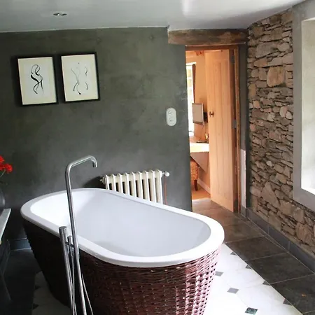 Fount Estremiero - & Tables D'hotes Bed & Breakfast Castans