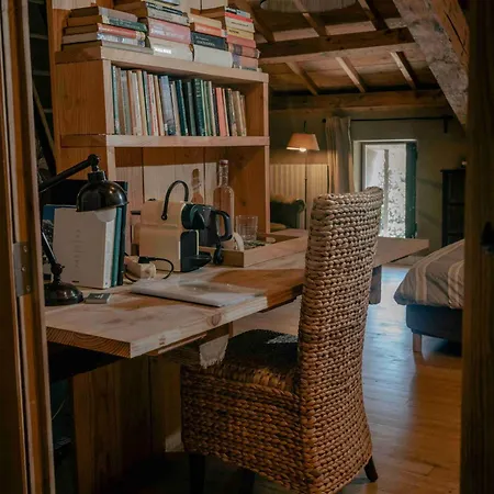 Fount Estremiero - & Tables D'hotes Bed & Breakfast Castans